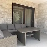 Appartamento Traumhaftes In Nur 500 Meter Zum Mit Bbq-bereich, Parkplatz Rovigno