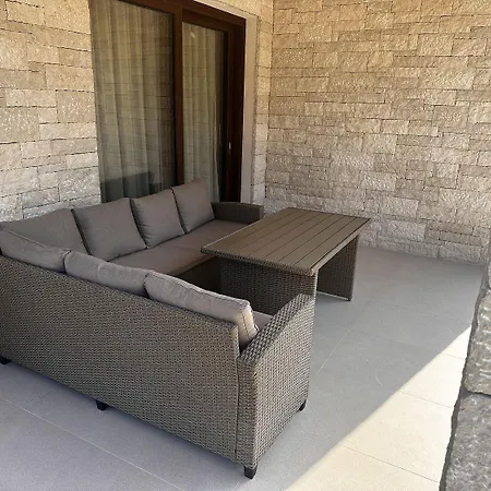 Traumhaftes In Nur 500 Meter Zum Mit Bbq-bereich, Parkplatz Apartment Rovinj